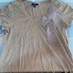 Gap T Shirt